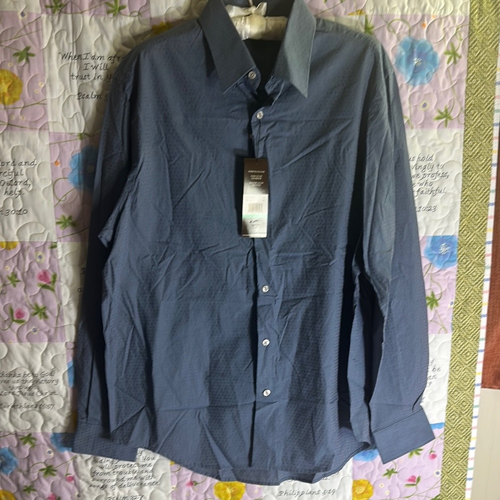 Perry Ellis Men's long sleeve Blue with dots Button-Up Shirt Sz L